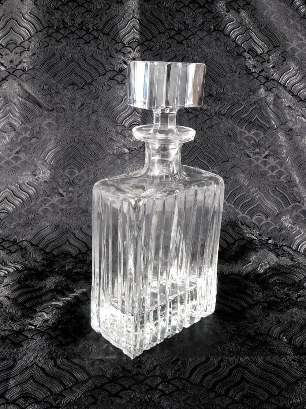 Royal Gallery Ridged Cut Crystal Rectangular Decanter # 27687